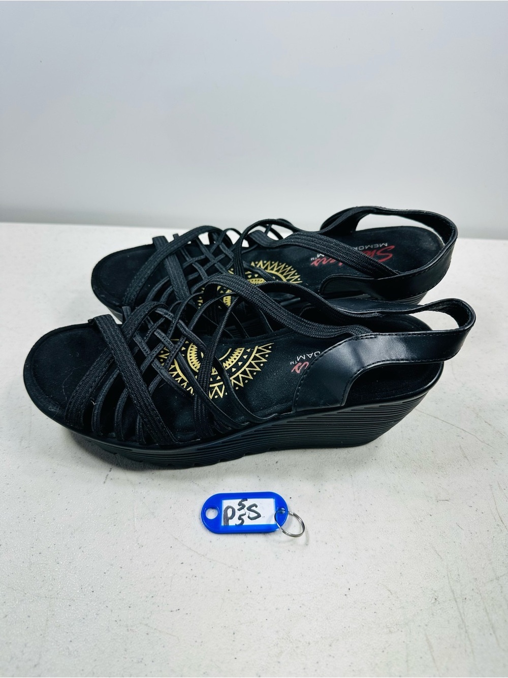 Skechers Sandals Womens 6 Parallel Crossed Wires Strappy Wedge Pump Black